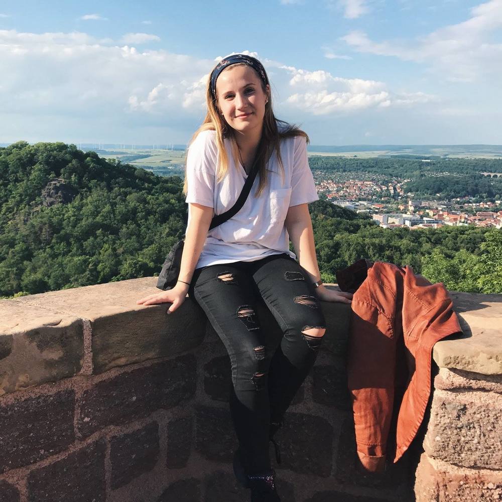 Meet your Posher, Abbie